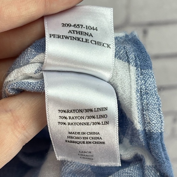 Rails Athena Periwinkle Check wrap blouse size large - Picture 8 of 8